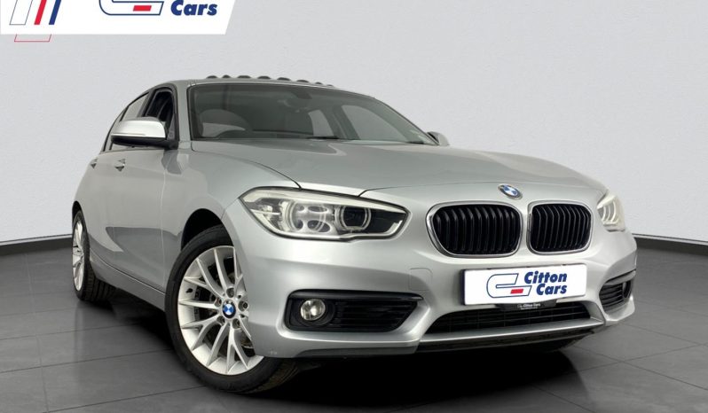 
								BMW 1 Series 5-Door Facelift 118i Steptronic full									