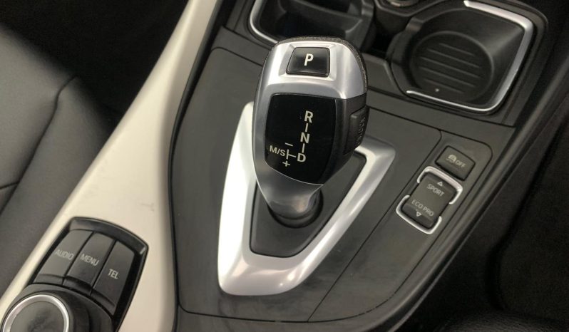 
								BMW 1 Series 5-Door Facelift 118i Steptronic full									