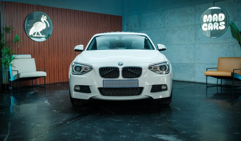 
								BMW 1 Series 5-Door Facelift 120d M Sport Steptronic full									