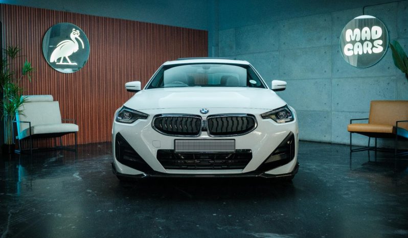 
								BMW 2 Series Coupe 220i M Sport full									