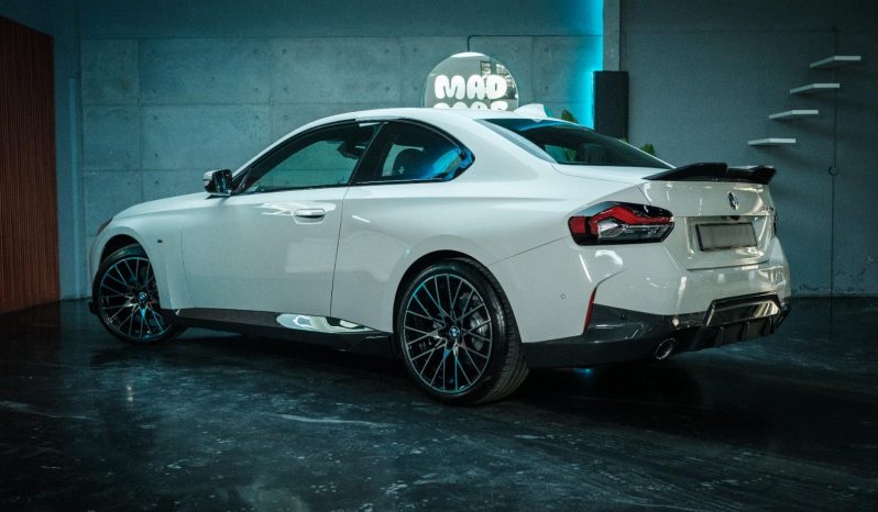 
								BMW 2 Series Coupe 220i M Sport full									