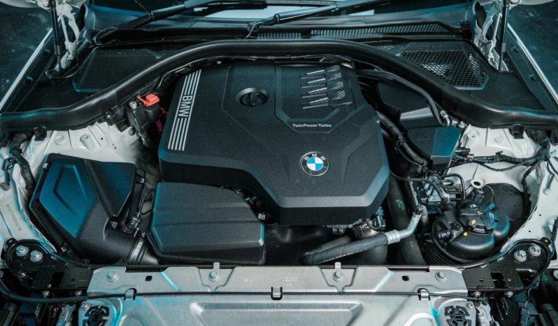 
								BMW 2 Series Coupe 220i M Sport full									