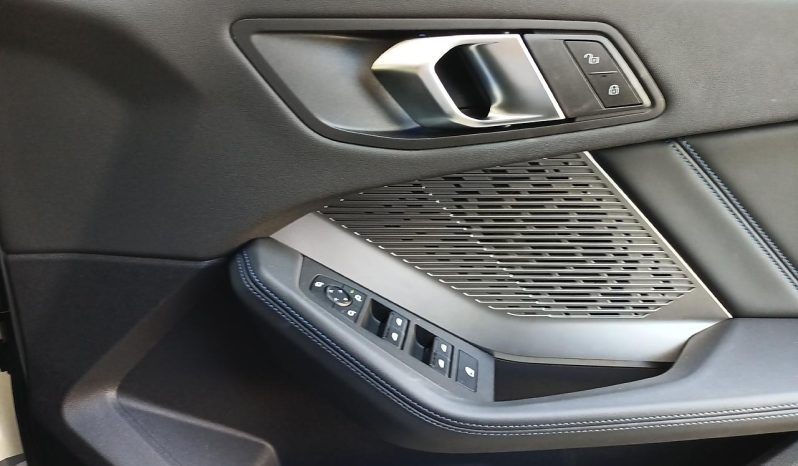 
								BMW 2 Series Gran Coupe 218i M Sport full									