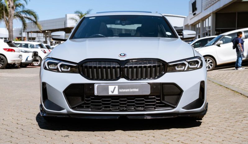 
								BMW 3 Series 320d M Sport full									