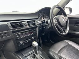 
										BMW 3 Series Coupe 320i Steptronic full									