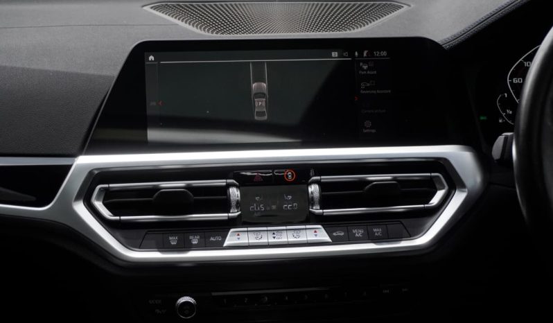 
								BMW 3 Series M340i xDrive full									