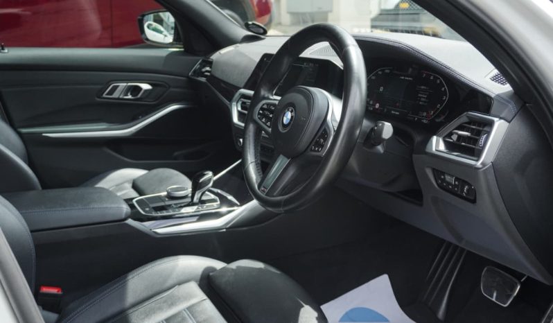
								BMW 3 Series M340i xDrive full									
