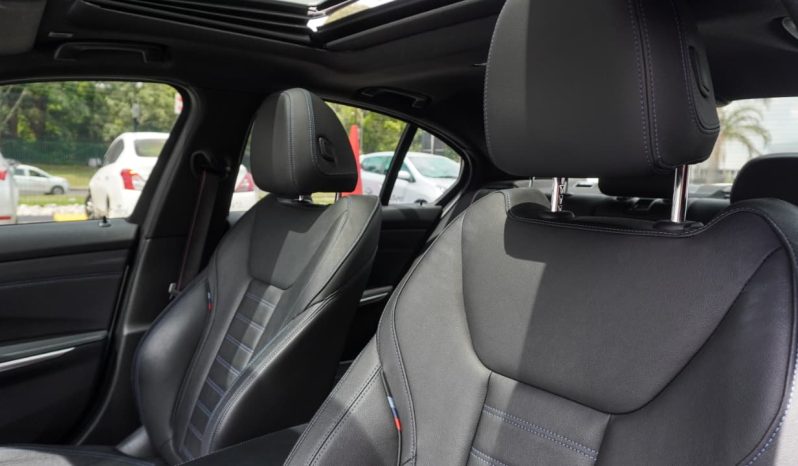 
								BMW 3 Series M340i xDrive full									