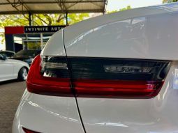 
										BMW 3 Series Sedan 318i Sport Line full									