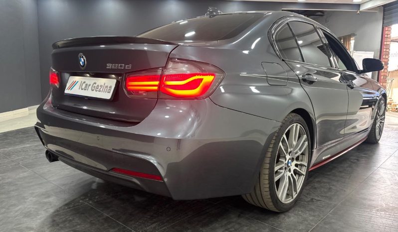 
								BMW 3 Series Sedan 320d M Sport Shadow Edt Steptronic full									