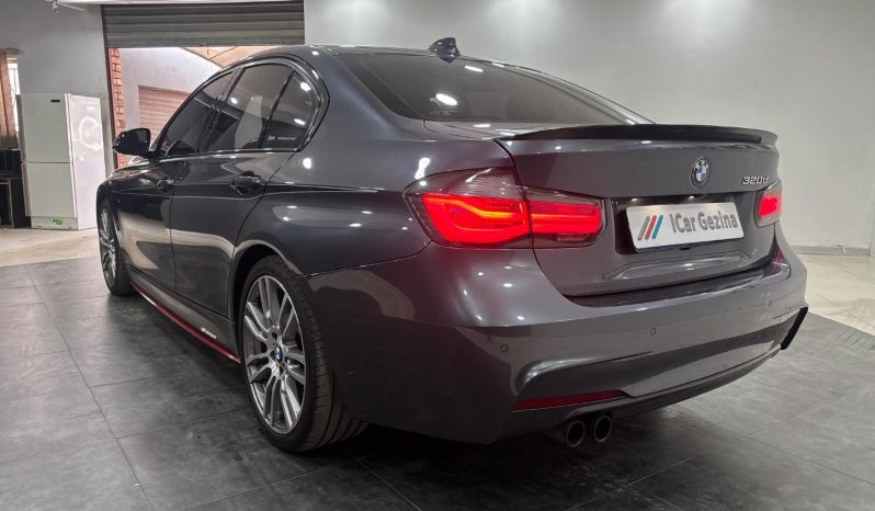 
								BMW 3 Series Sedan 320d M Sport Shadow Edt Steptronic full									