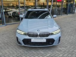 
										BMW 3 Series Sedan 320i M Sport At full									