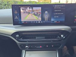 
										BMW 3 Series Sedan 320i M Sport At full									