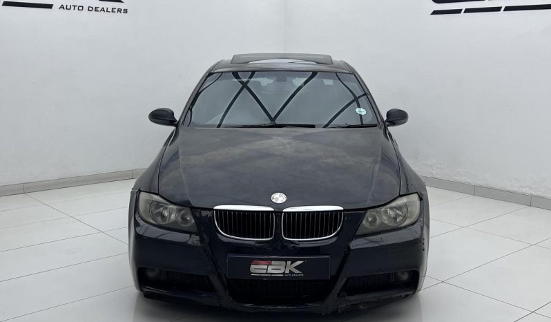 
								BMW 3 Series Sedan 320i Sport Steptronic full									