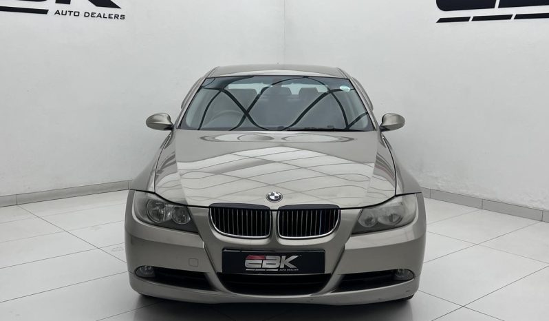 
								BMW 3 Series Sedan 325i full									