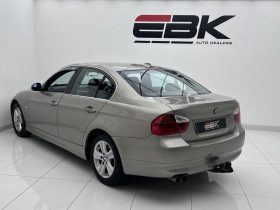 BMW 3 Series Sedan 325i