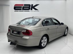 
										BMW 3 Series Sedan 325i full									