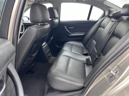 
										BMW 3 Series Sedan 325i full									