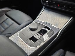 
										BMW 3 Series Sedan M340i Xdrive M Sport Pro full									