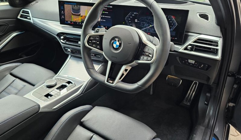
								BMW 3 Series Sedan M340i Xdrive M Sport Pro full									