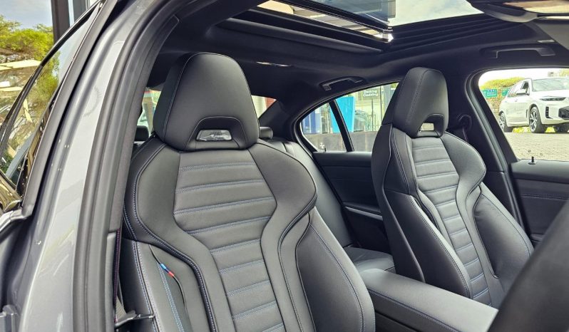 
								BMW 3 Series Sedan M340i Xdrive M Sport Pro full									