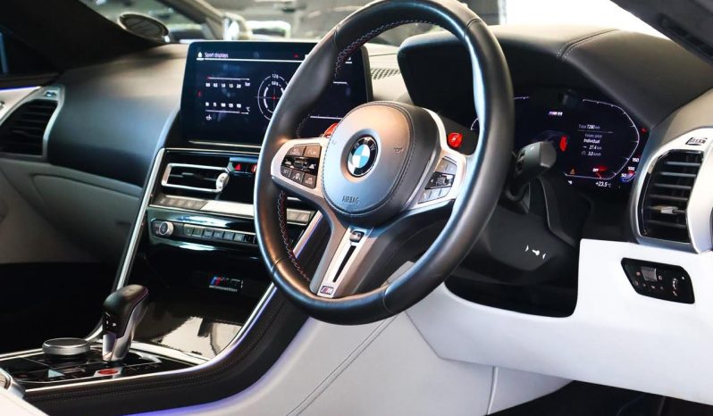 
								BMW 8 Series Coupe M8 Competition full									