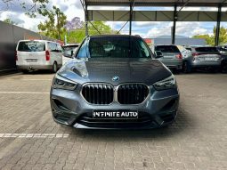 
										BMW X1 Sdrive18i Steptronic full									