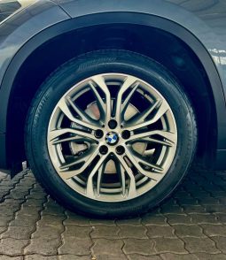 
										BMW X1 Sdrive18i Steptronic full									