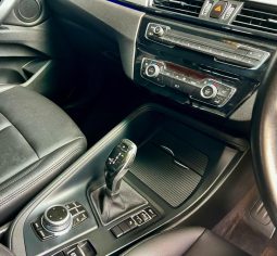 
										BMW X1 Sdrive18i Steptronic full									