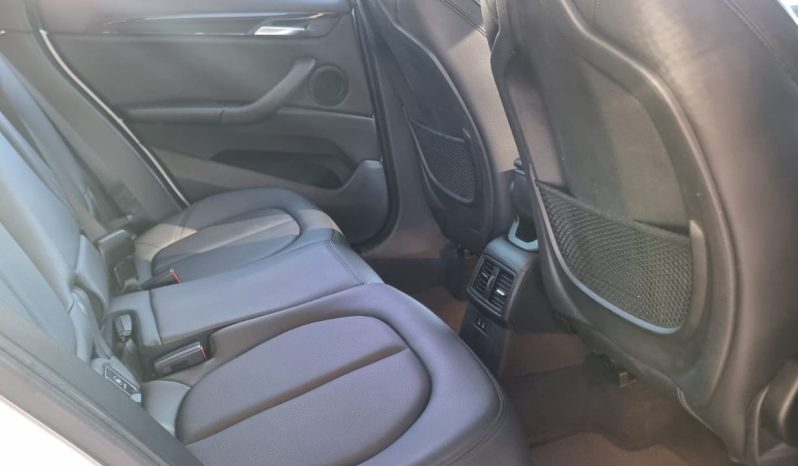 
								BMW X1 Sdrive20d Steptronic full									