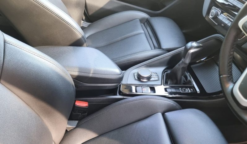 
								BMW X1 Sdrive20d Steptronic full									