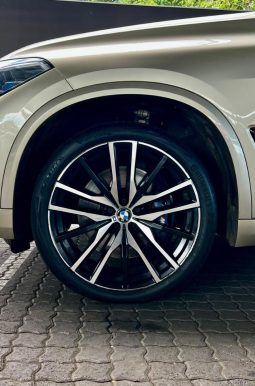 
										BMW X5 Xdrive30d M Sport Sport Steptronic full									