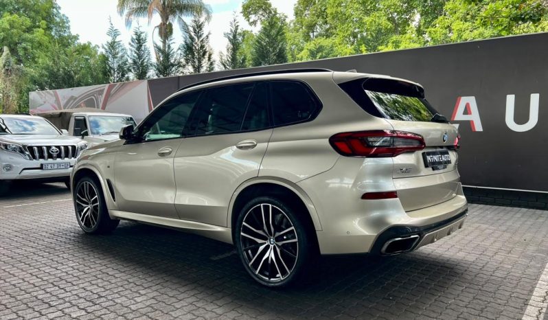 
								BMW X5 Xdrive30d M Sport Sport Steptronic full									
