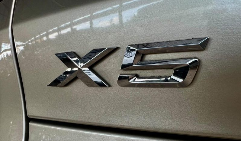 
								BMW X5 Xdrive30d M Sport Sport Steptronic full									
