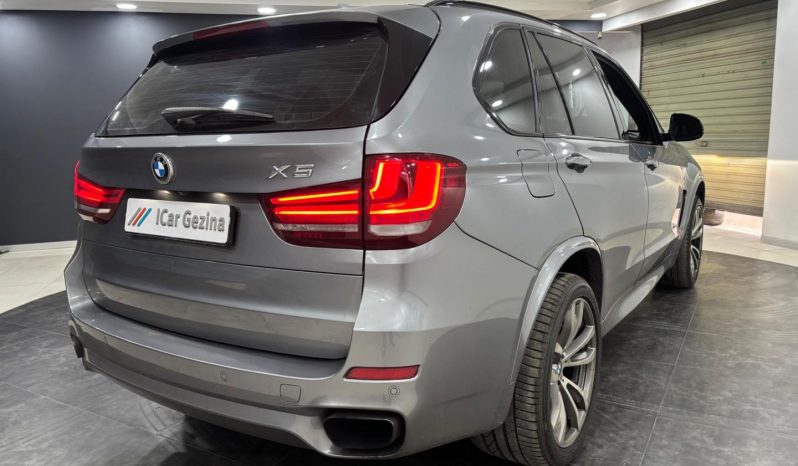 
								BMW X5 Xdrive30d M Sport Sport Steptronic full									