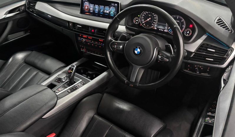 
								BMW X5 Xdrive30d M Sport Sport Steptronic full									