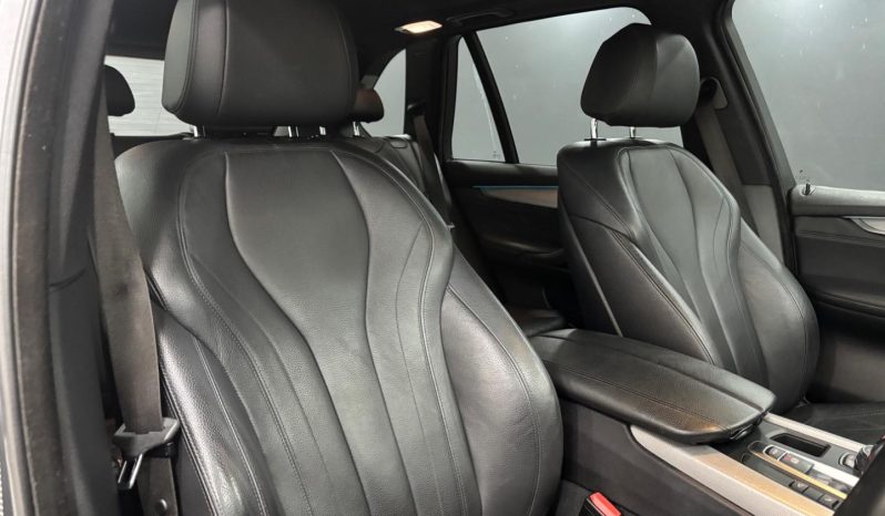 
								BMW X5 Xdrive30d M Sport Sport Steptronic full									