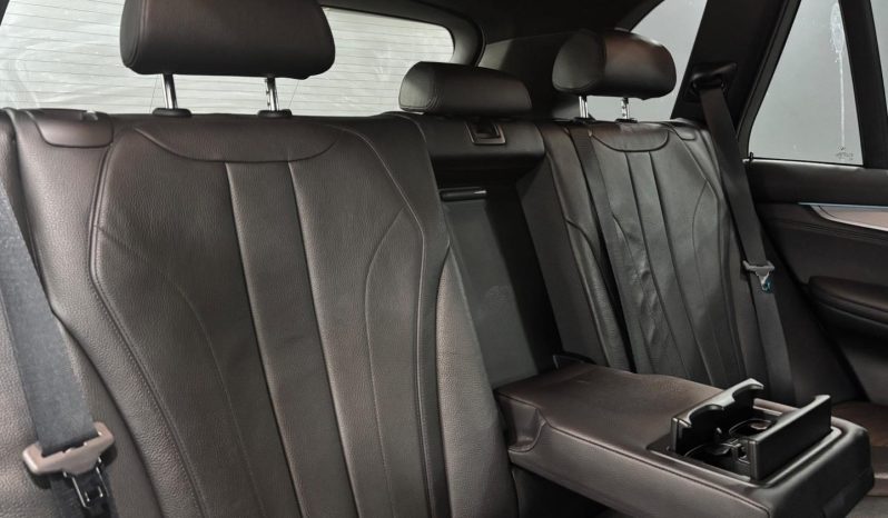 
								BMW X5 Xdrive30d M Sport Sport Steptronic full									