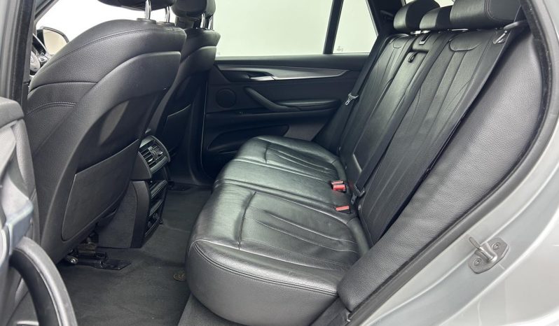 
								BMW X5 Xdrive30d M Sport Sport Steptronic full									
