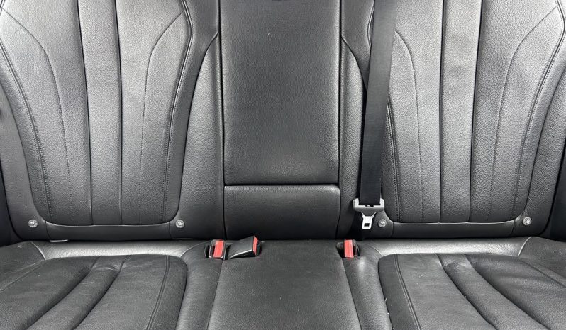
								BMW X5 Xdrive30d M Sport Sport Steptronic full									