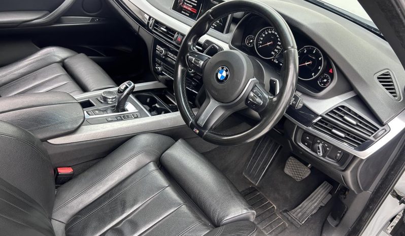 
								BMW X5 Xdrive30d M Sport Sport Steptronic full									