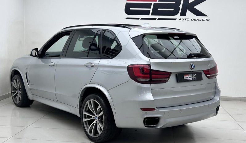 
								BMW X5 Xdrive30d M Sport Sport Steptronic full									