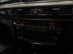 
										BMW X6 M50d Sport Steptronic full									