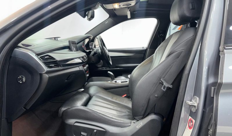 
								BMW X6 M50d Sport Steptronic full									