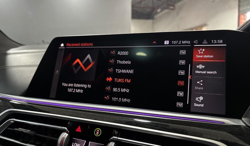 
								BMW X7 M50d Sport Steptronic full									