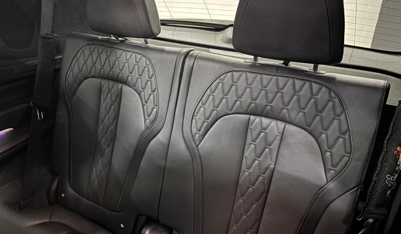 
								BMW X7 M50d Sport Steptronic full									