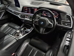 
										BMW X7 M50d Sport Steptronic full									