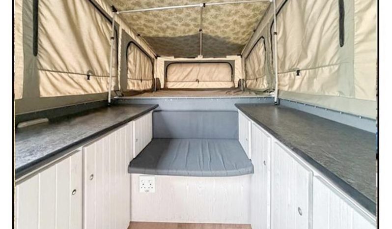 
								Caravan Invader Quattro full									