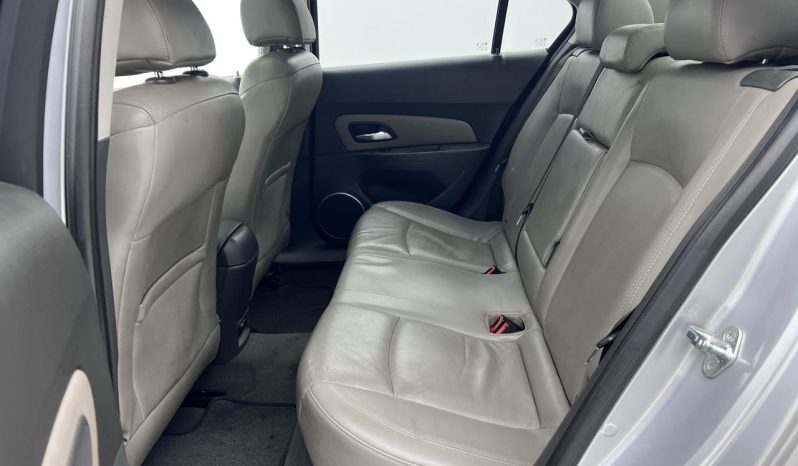
								Chevrolet Cruze Sedan 1.8 Lt At full									