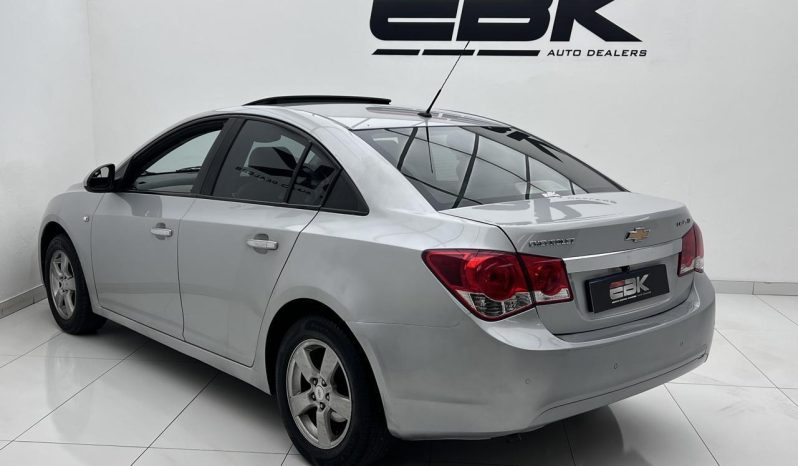 
								Chevrolet Cruze Sedan 1.8 Lt At full									
